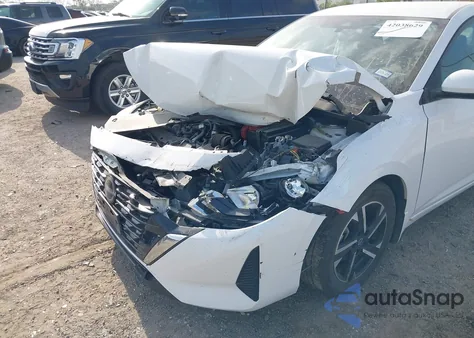 2024 Nissan Sentra Sv Xtronic Cvt z USA, uszkodzony, nr VIN 3N1AB8CV4RY259066